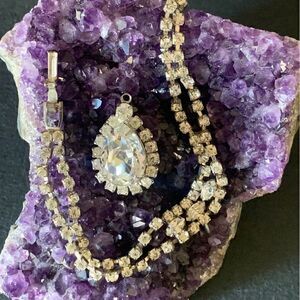 Vintage Pear shape Crystal pendant and Bracelet, in Silver plate, Unmarked